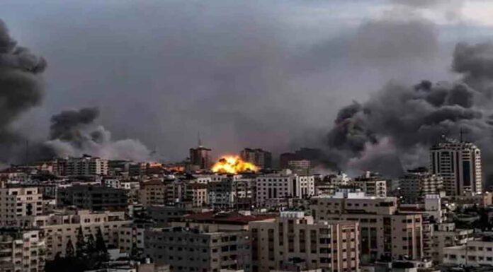 Γάζα: Η Ράφα χτυπήθηκε από αέρος καθώς το Ισραήλ σχεδιάζει χερσαία επίθεση