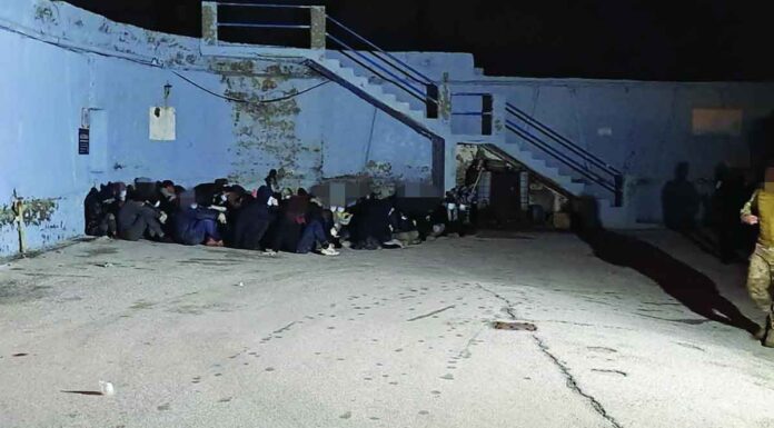 Συνελήφθη ο διακινητής των 30 μεταναστών που εντοπίστηκαν την Κυριακή στον Άγιο Ιωάννη