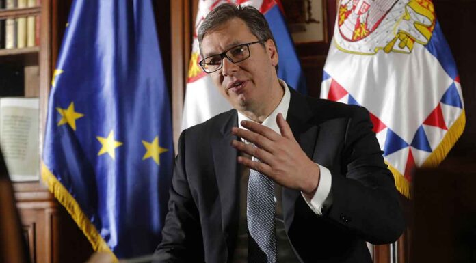 Πρόεδρος Σερβίας Α.Βούτσιτς: «Μήπως Βρετανοί & Αμερικανοί κρύβονται πίσω από την επίθεση στη Μόσχα;»