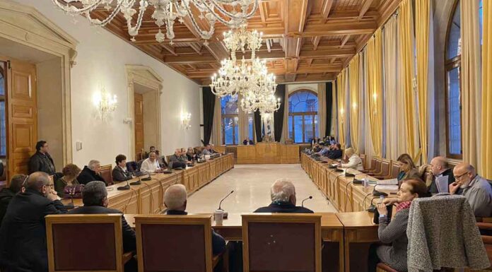 Δήμος Ηρακλείου: Με τη νομιμοποίηση του Δημοτικού Συμβουλίου… πλώρη για το δάνειο των 27 εκατ. ευρώ – Ποιοι ψήφισαν υπέρ και ποιοι κατά