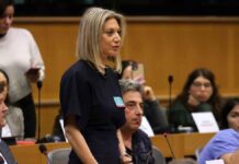 Tέμπη: Αίτημα Καρυστιανού – Ασλανίδη στον πρόεδρο της Βουλής για άρση ασυλίας Καραμανλή και Σπίρτζη