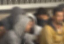Στην Αθήνα οι 29 που κατέβηκαν στην Τρυπητή μετά την περιπέτειά τους στη θάλασσα