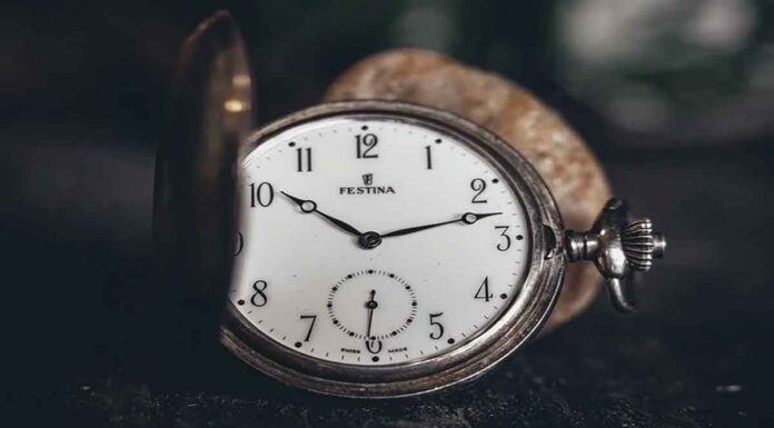 Αλλαγή ώρας: Πότε γυρνάμε τα ρολόγια μας μία ώρα μπροστά