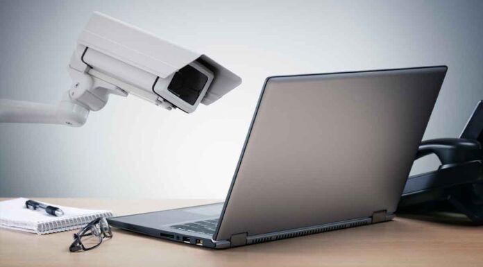 Πώς ΕΕ και κυβέρνηση θα επιβάλουν έλεγχο στην ελεύθερη πληροφόρηση για «καλό σκοπό»