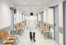 “Μπαλώματα” με ιδιώτες αντί για τις αναγκαίες προσλήψεις γιατρών – Οι νέες τοποθετήσεις στα νοσοκομεία της Κρήτης