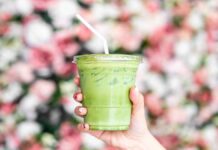 Το αναζωογονητικό smoothie full σε βιταμίνη C και μαγνήσιο που αποτελεί σύμμαχο κατά της γήρανσης