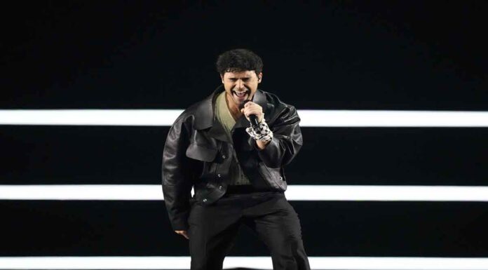 Eurovision 2024: Ο Eric Saade εμφανίστηκε με παλαιστινιακό keffiyeh ως ένδειξη αλληλεγγύης