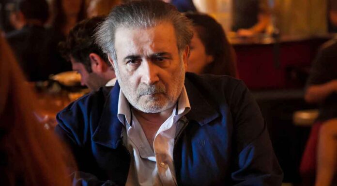 Λ.Λαζόπουλος: «Θυμάμαι ακόμα ότι ζω σε μια σταθερή χώρα, ότι ακόμα έχουμε ΝΔ και ότι η αντιπολίτευση κοιμάται όρθια»