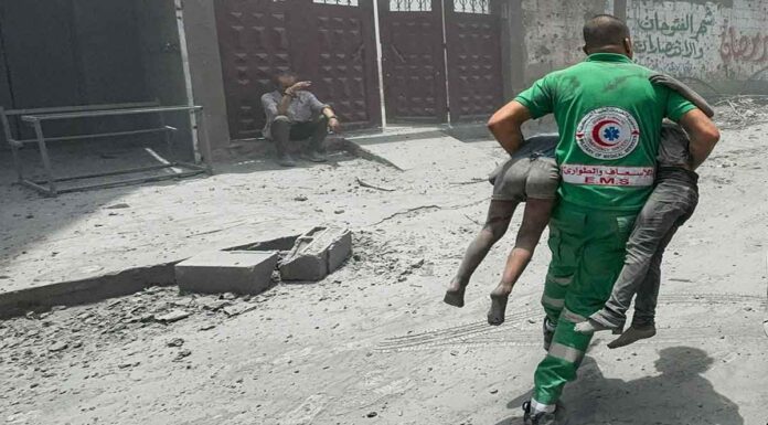 Γάζα: Φρικτές εικόνες – Ισραηλινές επιθέσεις προκάλεσαν τον θάνατο 42 ανθρώπων