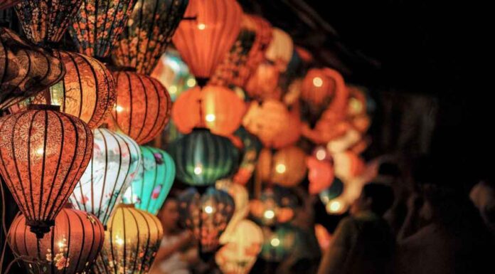 Τα 5 ζώδια που είναι πιθανότερο να πλουτίσουν, σύμφωνα με την κινεζική αστρολογία Επομένως στο κινέζικο ωροσκόπιο τα ζώδια καθορίζονται βάσει της χρονιάς που γεννήθηκε ο καθένας και όχι βάσει του μήνα.