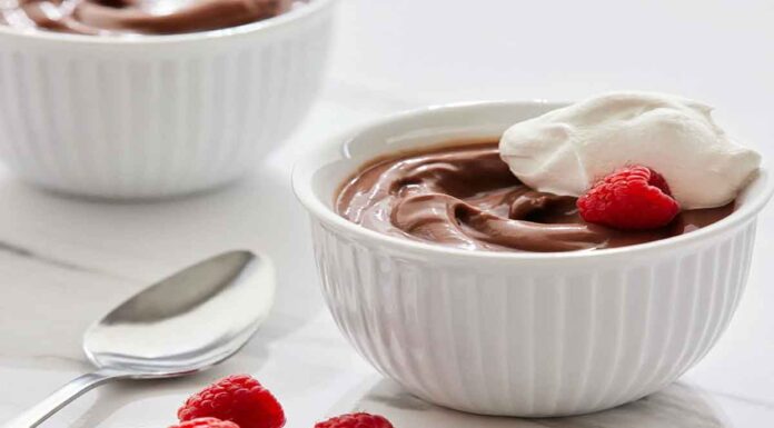 Πουτίγκα σοκολάτας με cottage τυρί: Μια απόλαυση με υψηλή περιεκτικότητα σε πρωτεΐνες Πουτίγκα σοκολάτας με cottage τυρί