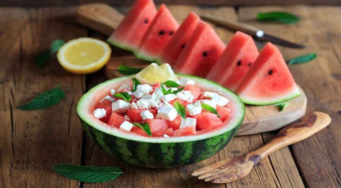 Σαλάτα με καρπούζι και φέτα Σαλάτα με καρπούζι και φέτα