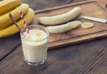 Φτιάξε και εσύ το πιο εύκολο milshake μπανάνα με μόνο 2 υλικά milshake μπανάνα με μόνο 2 υλικά