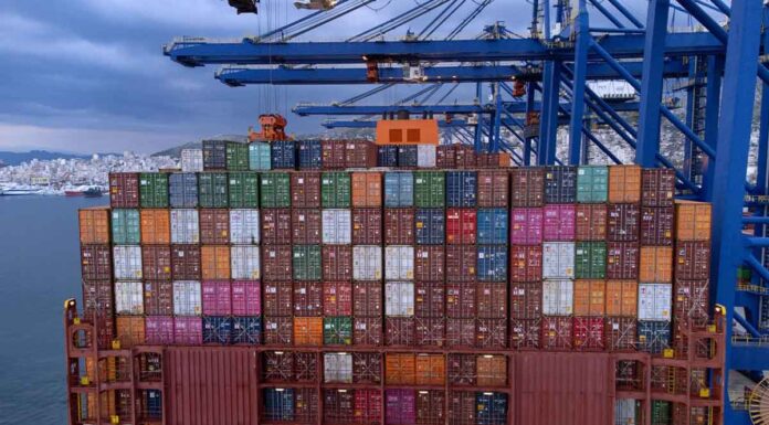 Ελληνικές εξαγωγές: Ανησυχητικά σημάδια – «Καμπανάκι» από την Χρ. Σακελλαρίδη