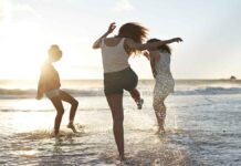 Μήπως ξαφνικά δυσφορείς στη ζέστη; Υπάρχει εξήγηση και (φυσικά) τρόπος να το αντιμετωπίσεις