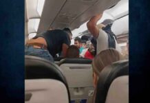 Tpόμος για τους επιβάτες αεροσκάφους που πέταξε μέσα σε τροπική καταιγίδα – Άρχισαν να… προσεύχονται