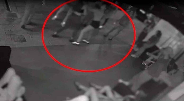 Έντονη ανησυχία και φόβος μετά τον ξυλοδαρμό της 14χρονης στη Γλυφάδα – Συνεχίζονται οι έρευνες