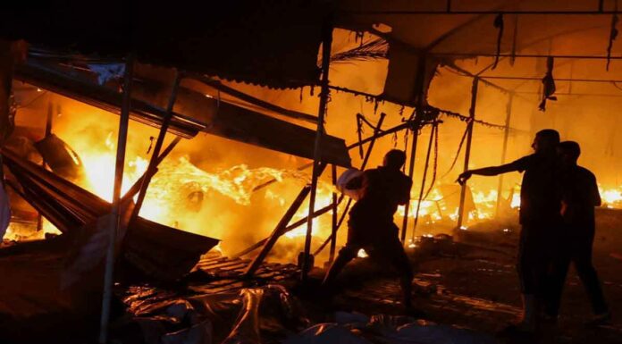 Γάζα: Νεκροί και δεκάδες τραυματίες από ισραηλινό χτύπημα σε νοσοκομείο – Εξαπλώθηκε πυρκαγιά Γάζα: Νεκροί και δεκάδες τραυματίες από ισραηλινό χτύπημα σε νοσοκομείο