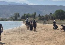 Πλήρωμα από κρουαζιερόπλοιο καθάρισε την παραλία του Βλητέ (φωτο)
