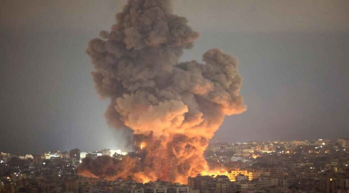 Λίβανος: Το Ισραήλ βομβάρδισε ξανά την Νταχίγιε στη Βηρυτό – Είχε δώσει εντολή εκκένωσης