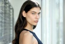 Έλαμψε στην πασαρέλα της Victoria’s Secret ο πρώτος «άγγελος» από την Ελλάδα – Αυτή είναι η καλλονή με ρίζες από την Κρήτη Η 21χρονη Ανθή Φακιδάρη έγινε η πρώτη Ελληνίδα που περπάτησε στην πασαρέλα της Victoria’s Secret