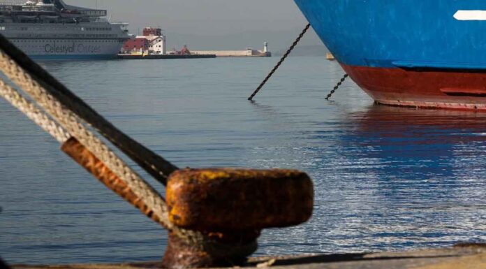 Δεμένα τα πλοία στα λιμάνια σήμερα και αύριο