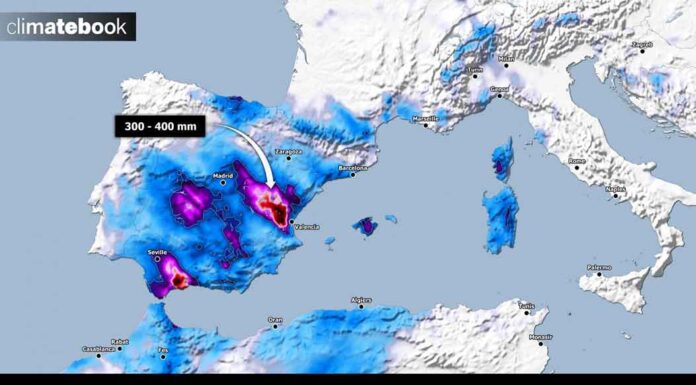 Φονικές πλημμύρες στην Ισπανία Φονικές πλημμύρες στην Ισπανία