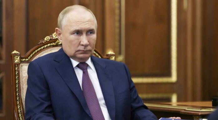 Πούτιν: Ο πόλεμος στην Ουκρανία μετατρέπεται σε παγκόσμιο πόλεμο Πούτιν: Ο πόλεμος στην Ουκρανία μετατρέπεται σε παγκόσμιο πόλεμο