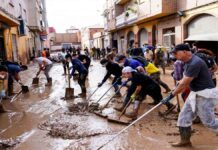 Ισπανία: Πόλεις που επλήγησαν από τις πλημμύρες προετοιμάζονται για μια ακόμη σφοδρή καταιγίδα