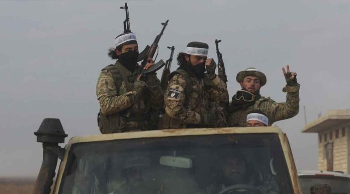 Η επιστροφή των τζιχαντιστών στη Συρία – Μπήκαν στο Χαλέπι με λουτρό αίματος, 277 νεκροί