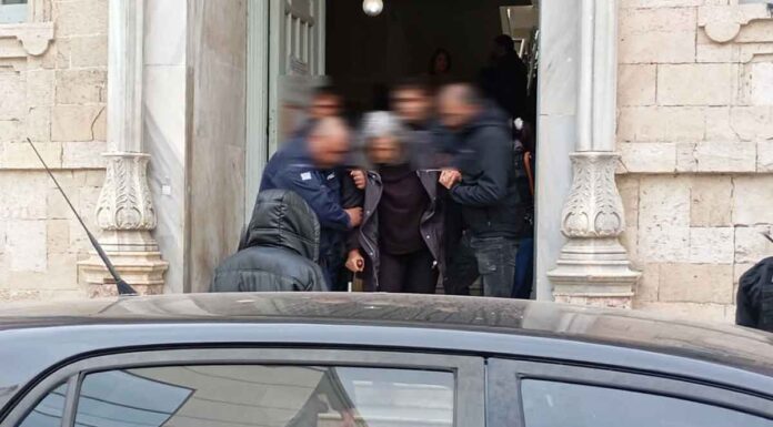 Επεισόδιο με πυροβολισμούς στις Μαλάδες: Ελεύθερη υπό τον όρο να μην πλησιάζει τον Στέφανο Κοκολογιάννη η 80χρονη