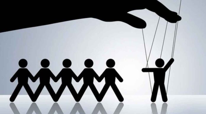 Χειραγώγηση ή αληθινό ενδιαφέρον; Μάθε να διαβάζεις τη συμπεριφορά ενός χειριστικού ανθρώπου σε 12 βήματα