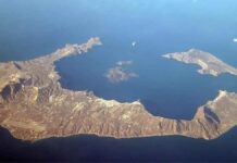 Σαντορίνη: Eδαφική παραμόρφωση! Πρωτοφανείς εικόνες Προειδοποιεί για τη Σαντορίνη ο Άκης Τσελέντης – Αναλυτικά όσα αναφέρει