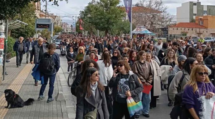 Τεράστια συγκέντρωση στο Ρέθυμνο για το έγκλημα των Τεμπών