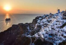 Σαντορίνη: Ισχυρές δονήσεις 4,4 και 4,3 Ρίχτερ τα ξημερώματα – Κάτοικοι κοιμήθηκαν έξω, γεμάτα τα πλοία και τα αεροπλάνα, κλειστά τα σχολεία (vid)