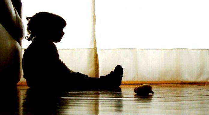 Εγκεφαλικά νεκρός ο Άγγελος – Αλλάζει η κατηγορία για τους γονείς του που τον κακοποίησαν