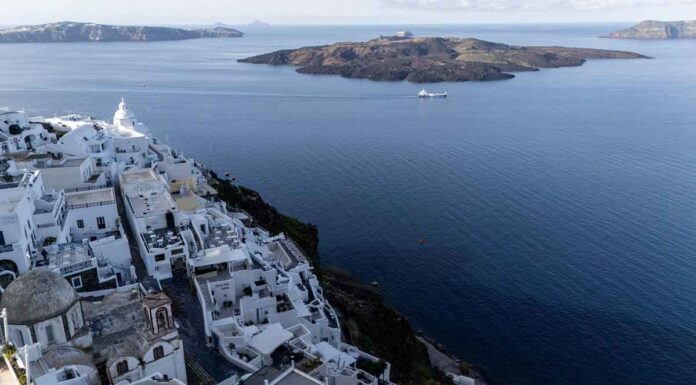 Άκης Τσελέντης για Σαντορίνη: Γιατί δεν ισχύει η σταδιακή εξασθένηση της σεισμικής ακολουθίας- Στο ερώτημα αν μπορούμε να έχουμε σεισμό 6 Ρίχτερ απαντώ «Ναι» Άκης Τσελέντης για Σαντορίνη