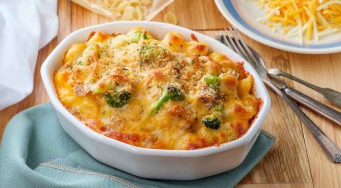 Συνταγή για σουφλέ ζυμαρικών στο φούρνο -Ιδανικό για το Κυριακάτικο τραπέζι Σουφλέ ζυμαρικών στο φούρνο