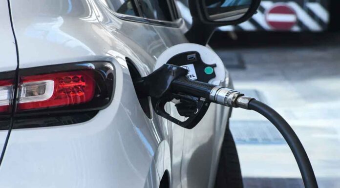 Βενζινάδικα: 224 έκλεβαν του πολίτες με παράνομο λογισμικό – 61 συλλήψεις Βενζινάδικα: 224 έκλεβαν του πολίτες με παράνομο λογισμικό