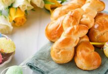 Συνταγές για τα πιο γευστικά και τραγανά πασχαλινά κουλουράκια από δύο πασίγνωστους σεφ Πασχαλινά κουλουράκια