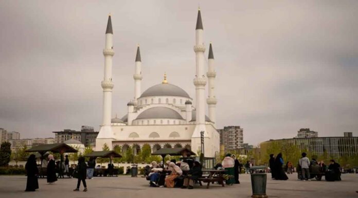 Videos την ώρα του σεισμού στην Κωνσταντινούπολη