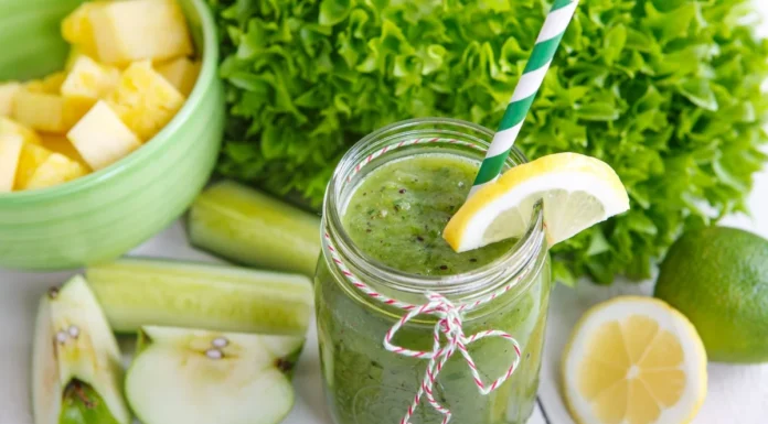 Ώρα για αποτοξίνωση: 9 ανοιξιάτικες τροφές που προτείνουν οι διατροφολόγοι Ώρα για αποτοξίνωση: 9 ανοιξιάτικες τροφές που προτείνουν οι διατροφολόγοι