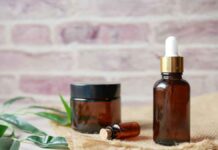 Το έλαιο που συστήνουν οι δερματολόγοι για αντιγήρανση και αψεγάδιαστο δέρμα Το έλαιο που συστήνουν οι δερματολόγοι για αντιγήρανση