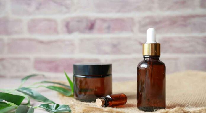 Το έλαιο που συστήνουν οι δερματολόγοι για αντιγήρανση και αψεγάδιαστο δέρμα Το έλαιο που συστήνουν οι δερματολόγοι για αντιγήρανση