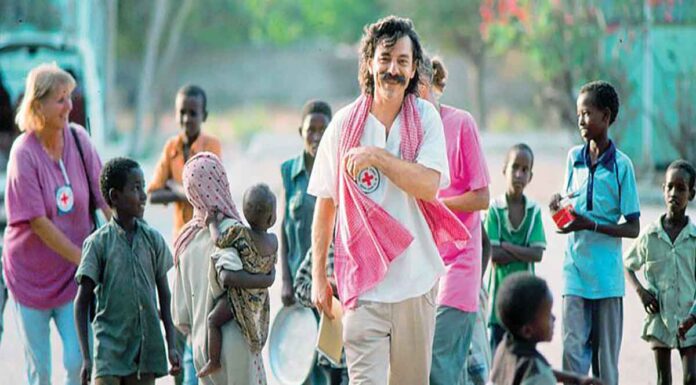 Χρήστος Γιάννου: Ο χειρουργός του πολέμου Χρήστος Γιάννου: Ο χειρουργός του πολέμου